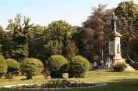 A garden outside Casa Moretti