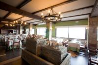 Posezení v ubytování Hotel Os Olivos