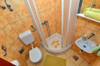 Kúpeľňa v ubytovaní Apartments Veky 3
