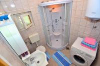 Kúpeľňa v ubytovaní Apartments Veky 3