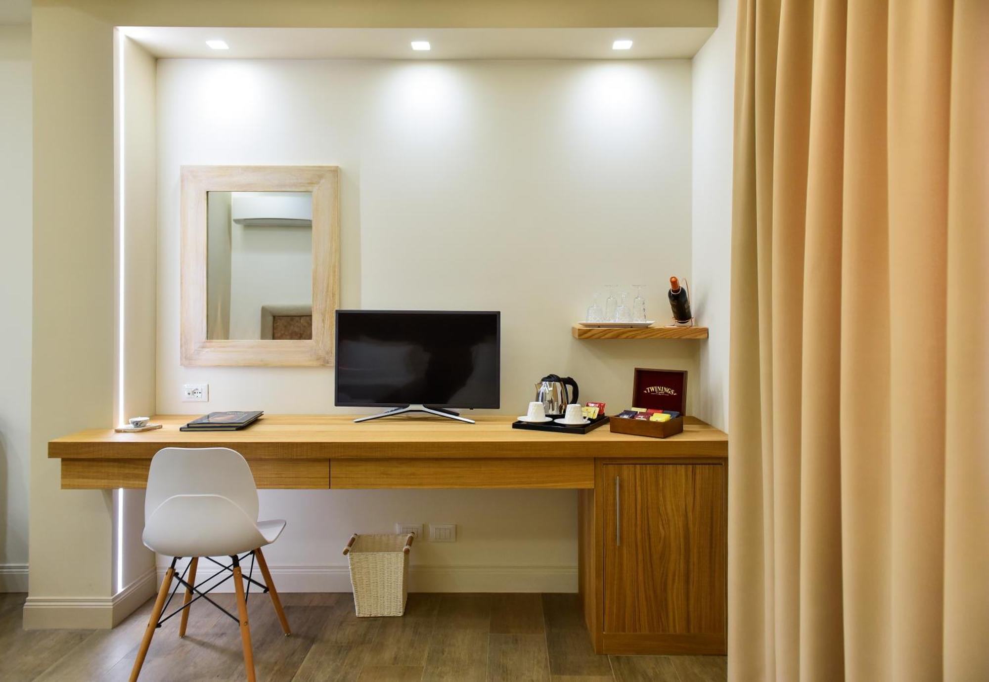 Kete Deluxe Rooms