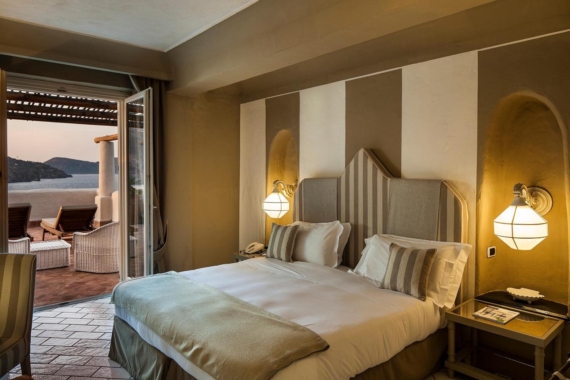 Therasia Resort Sea and SPA - The Leading Hotels of the World