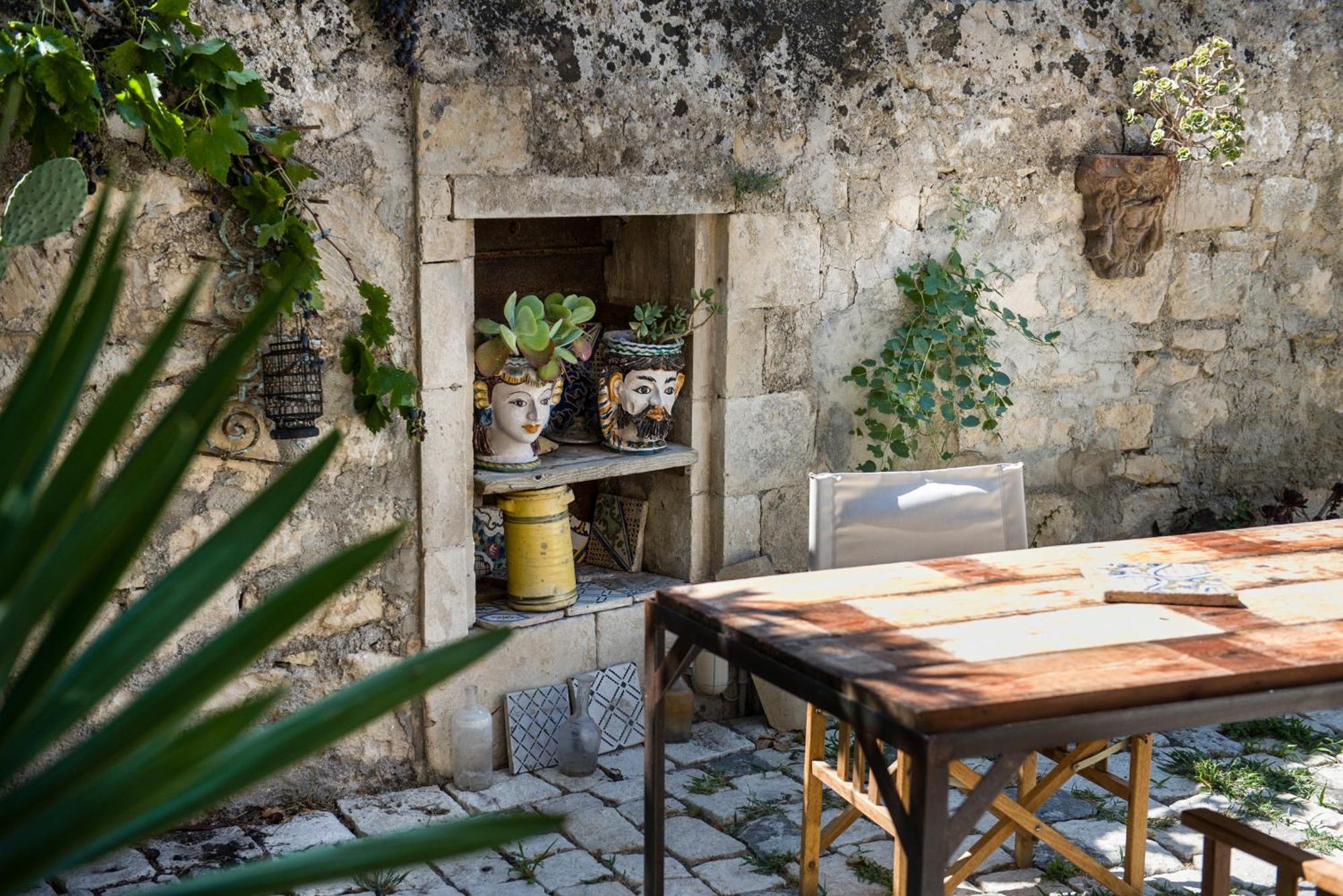The Sicilian Escape - Garden House