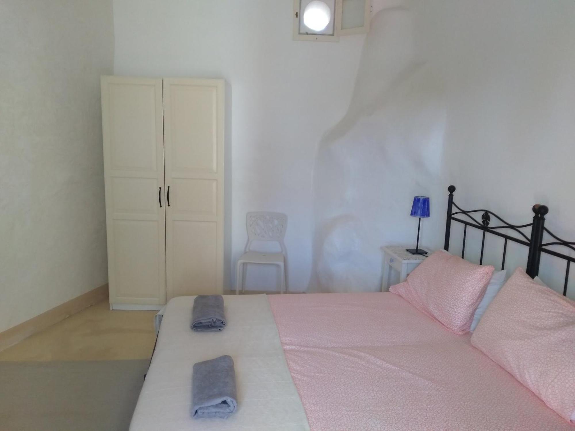 Alicudi Giardino dei Carrubi- al gradino 365