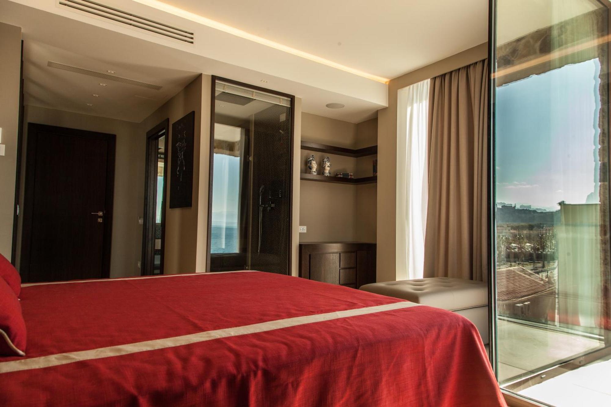 Ngonia Bay Boutique Hotel