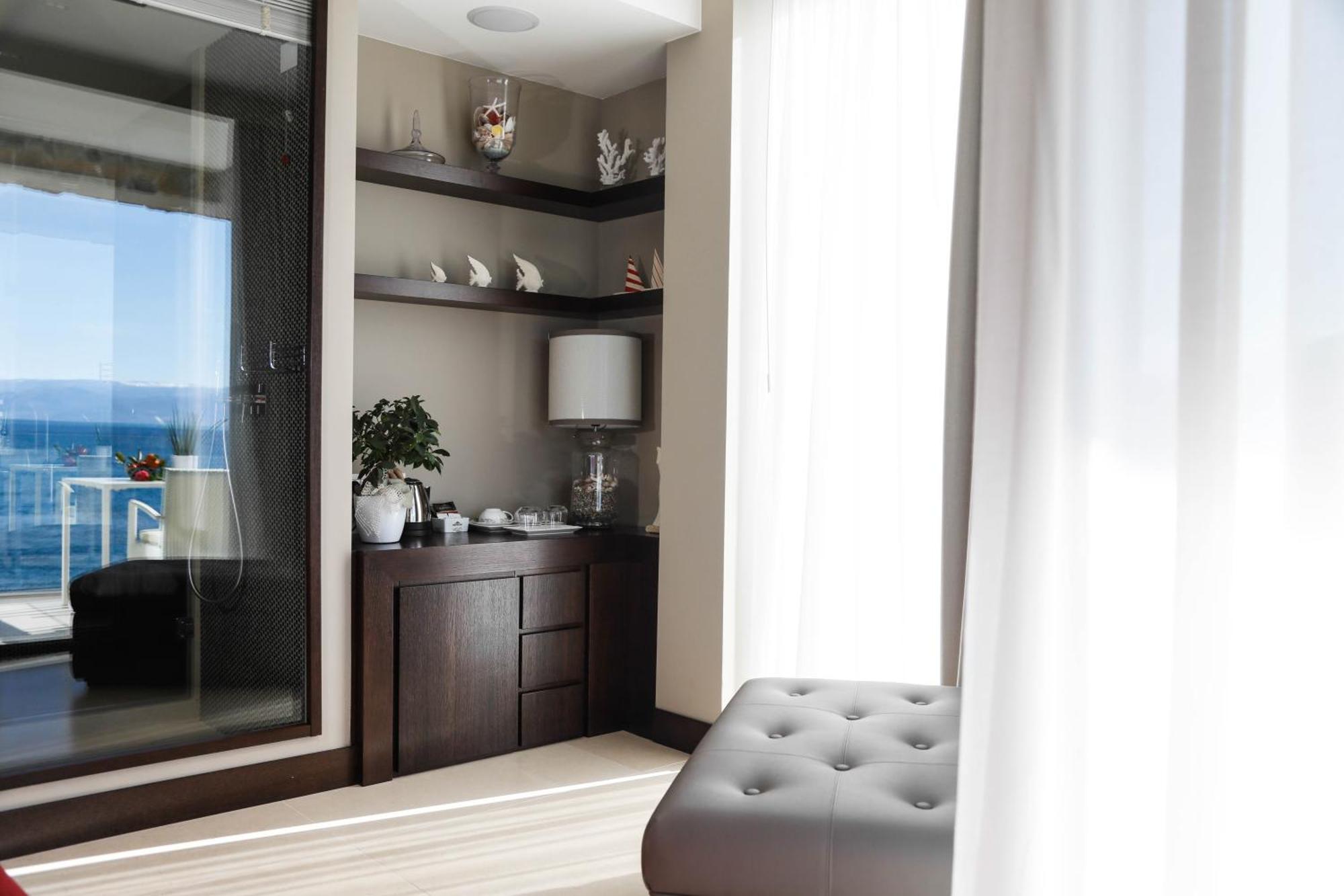 Ngonia Bay Boutique Hotel