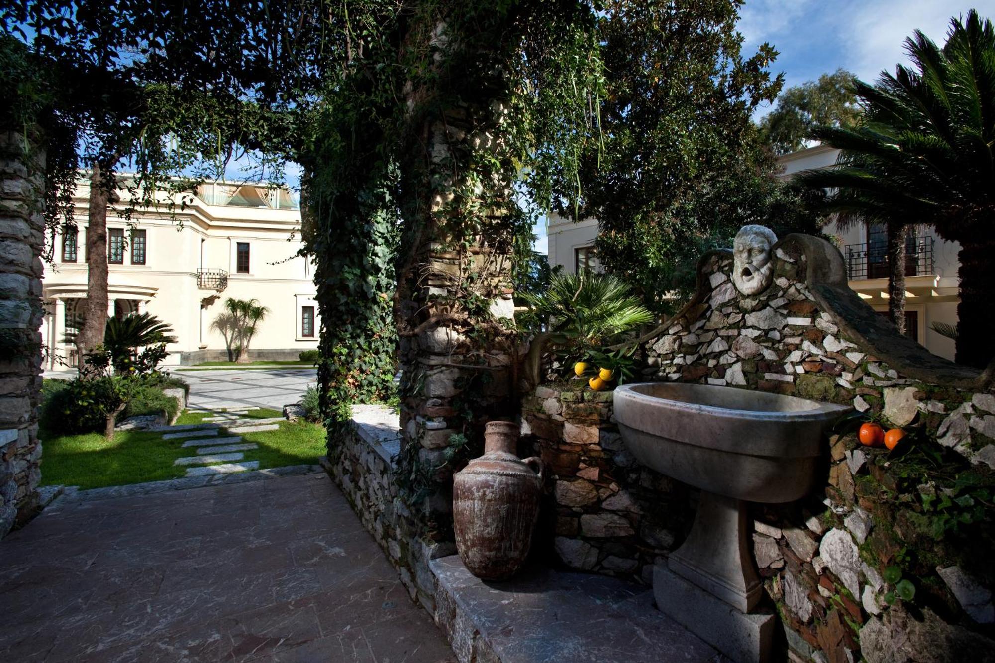 The Ashbee Hotel - The Leading Hotels of the World