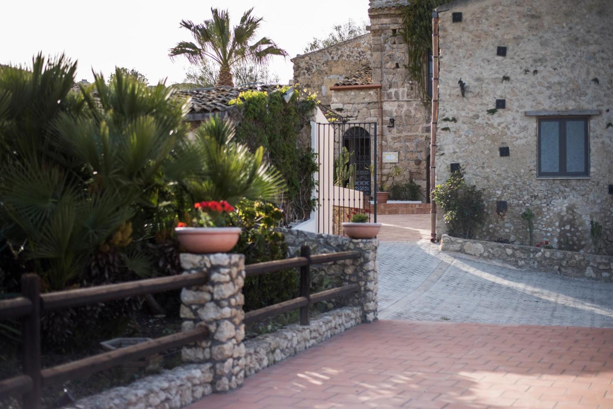 Agriturismo Baglio Làuria