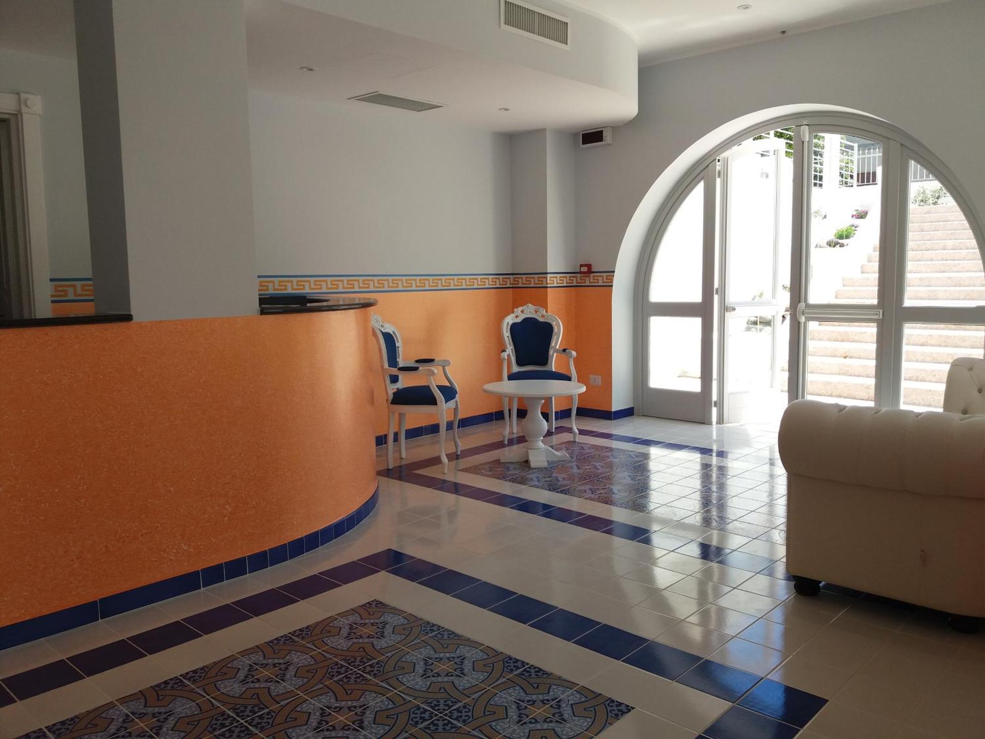 Odysseus Hotel