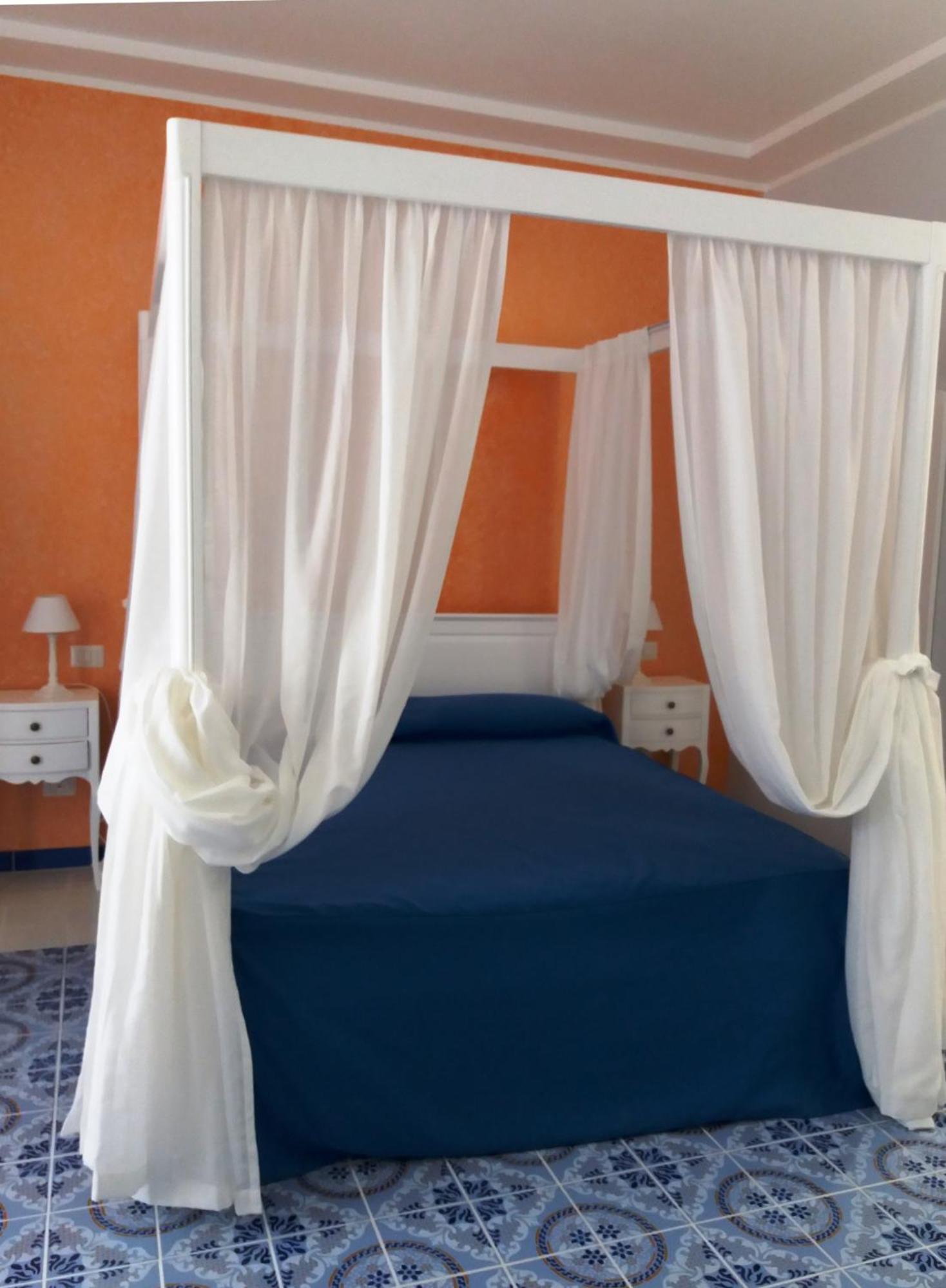 Odysseus Hotel