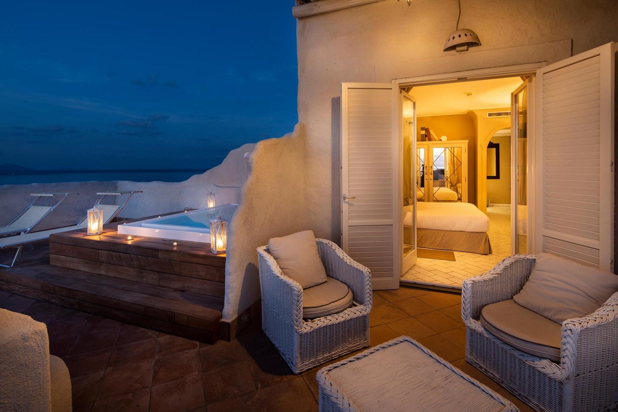 Therasia Resort Sea and SPA - The Leading Hotels of the World
