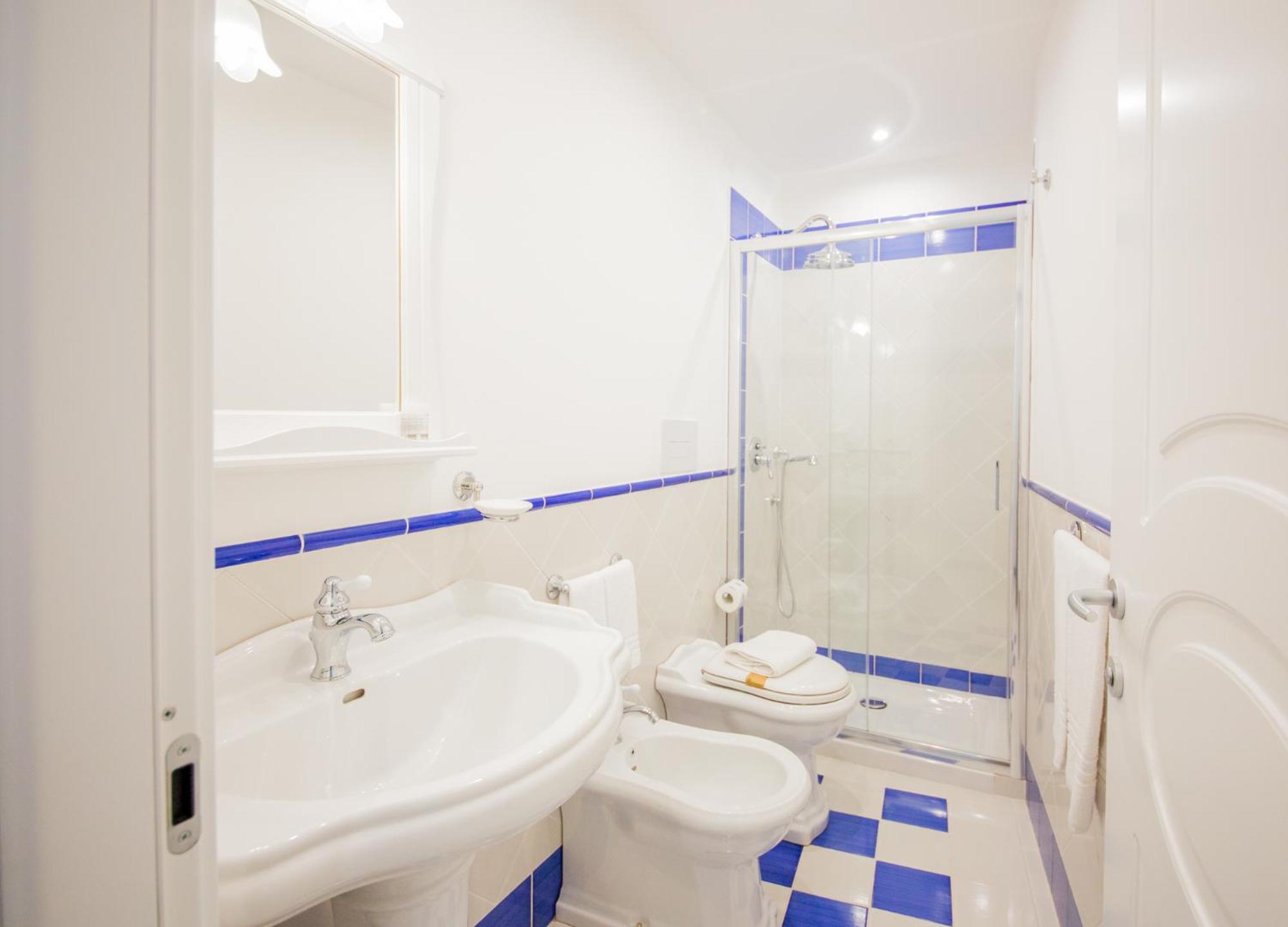 Odysseus Hotel