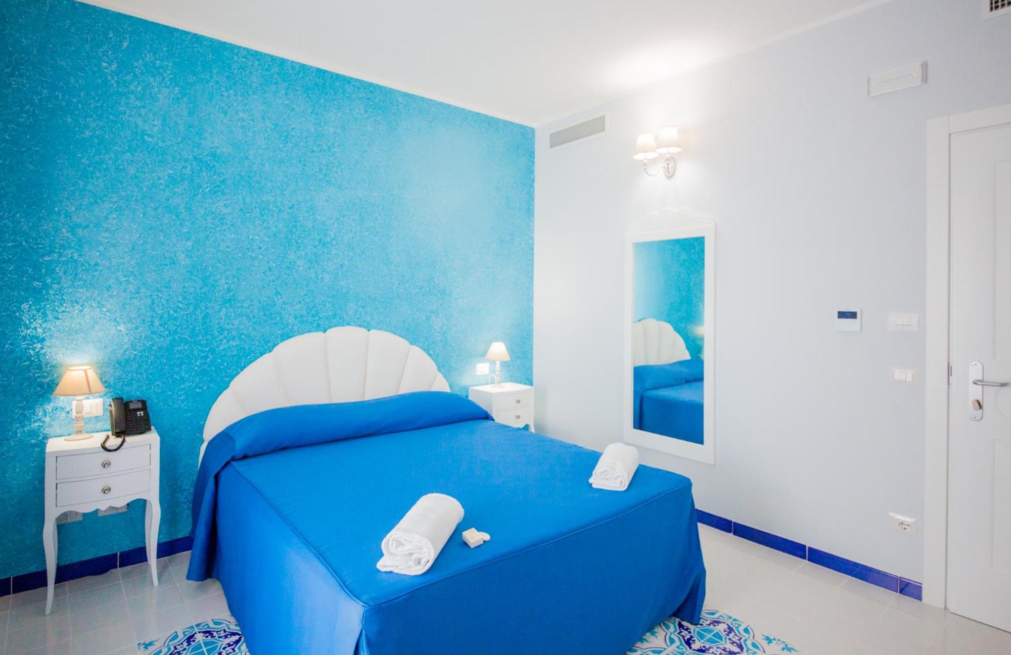 Odysseus Hotel