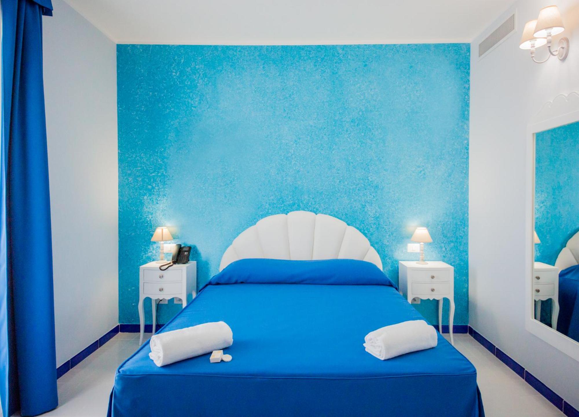 Odysseus Hotel