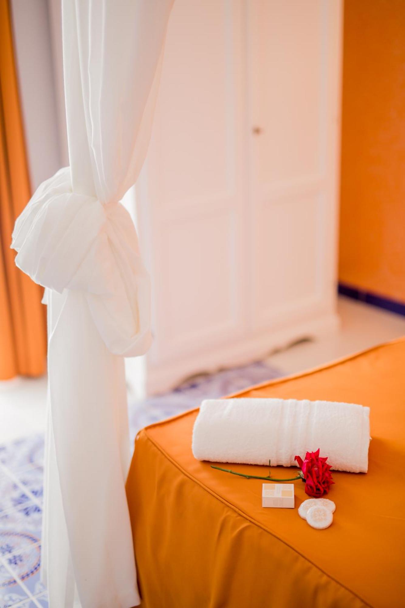 Odysseus Hotel