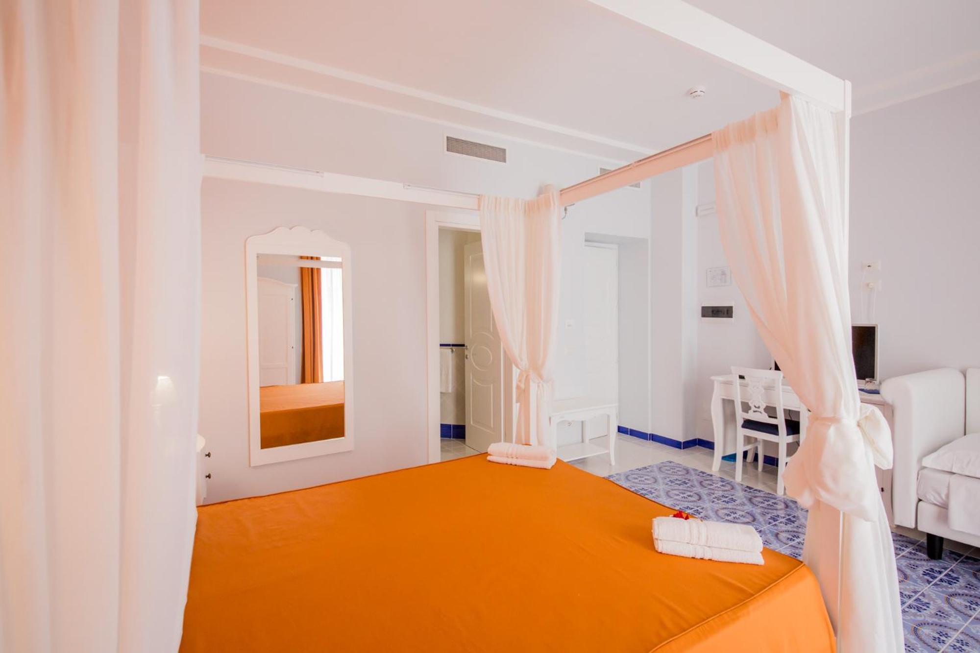 Odysseus Hotel