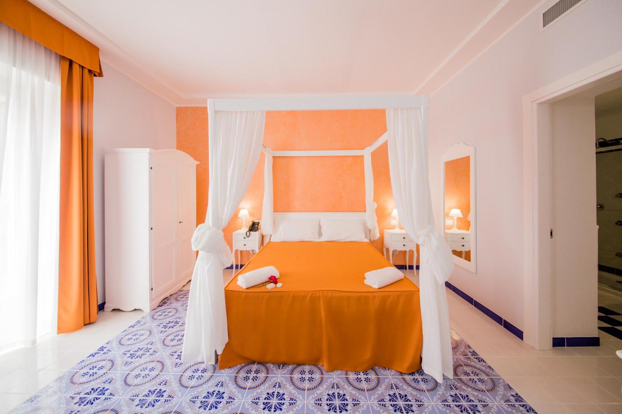 Odysseus Hotel
