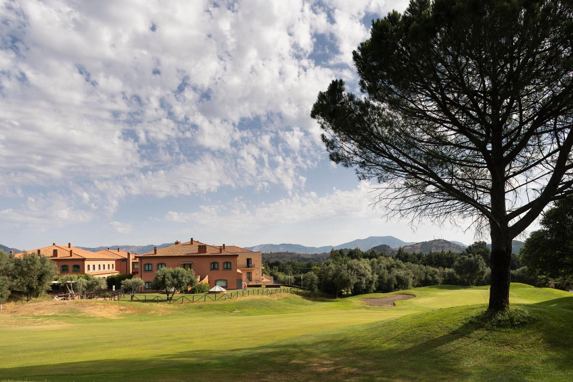 Picciolo Etna Golf Resort & Spa, Curio Collection by Hilton