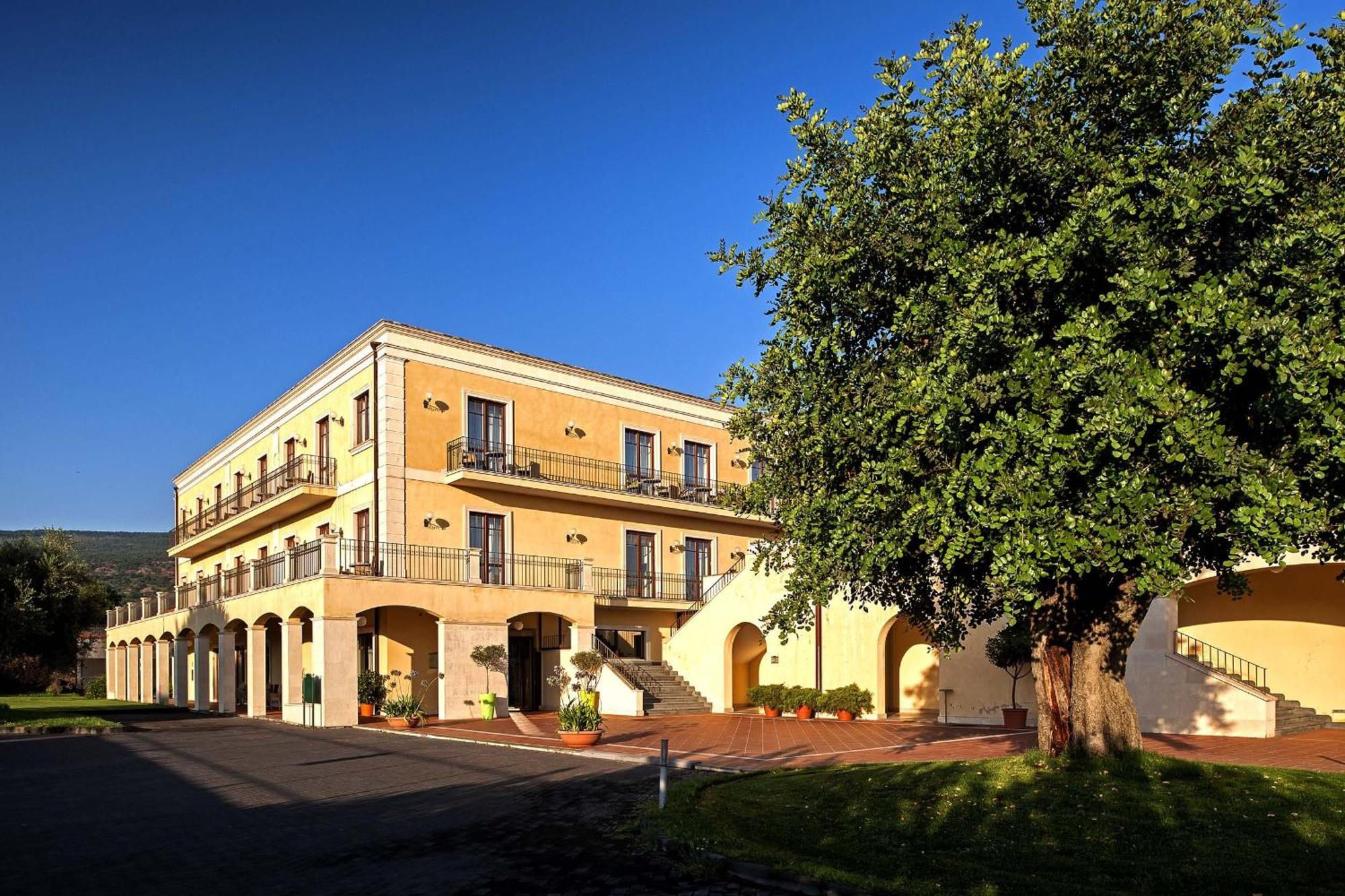 Picciolo Etna Golf Resort & Spa, Curio Collection by Hilton