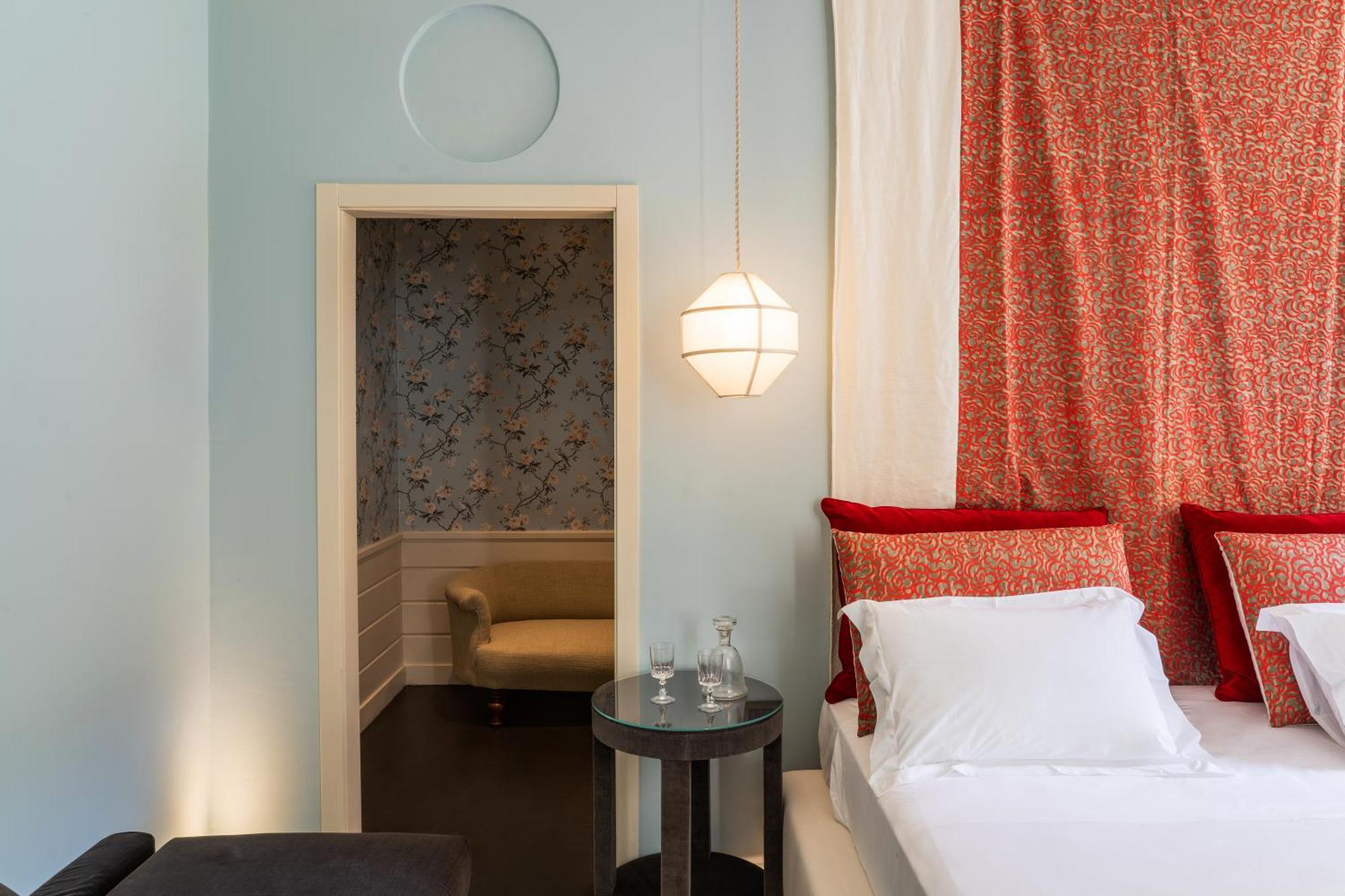 Q92 Noto Hotel