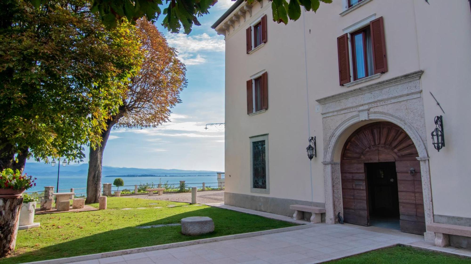 Castello Belvedere Di Desenzano Del Garda