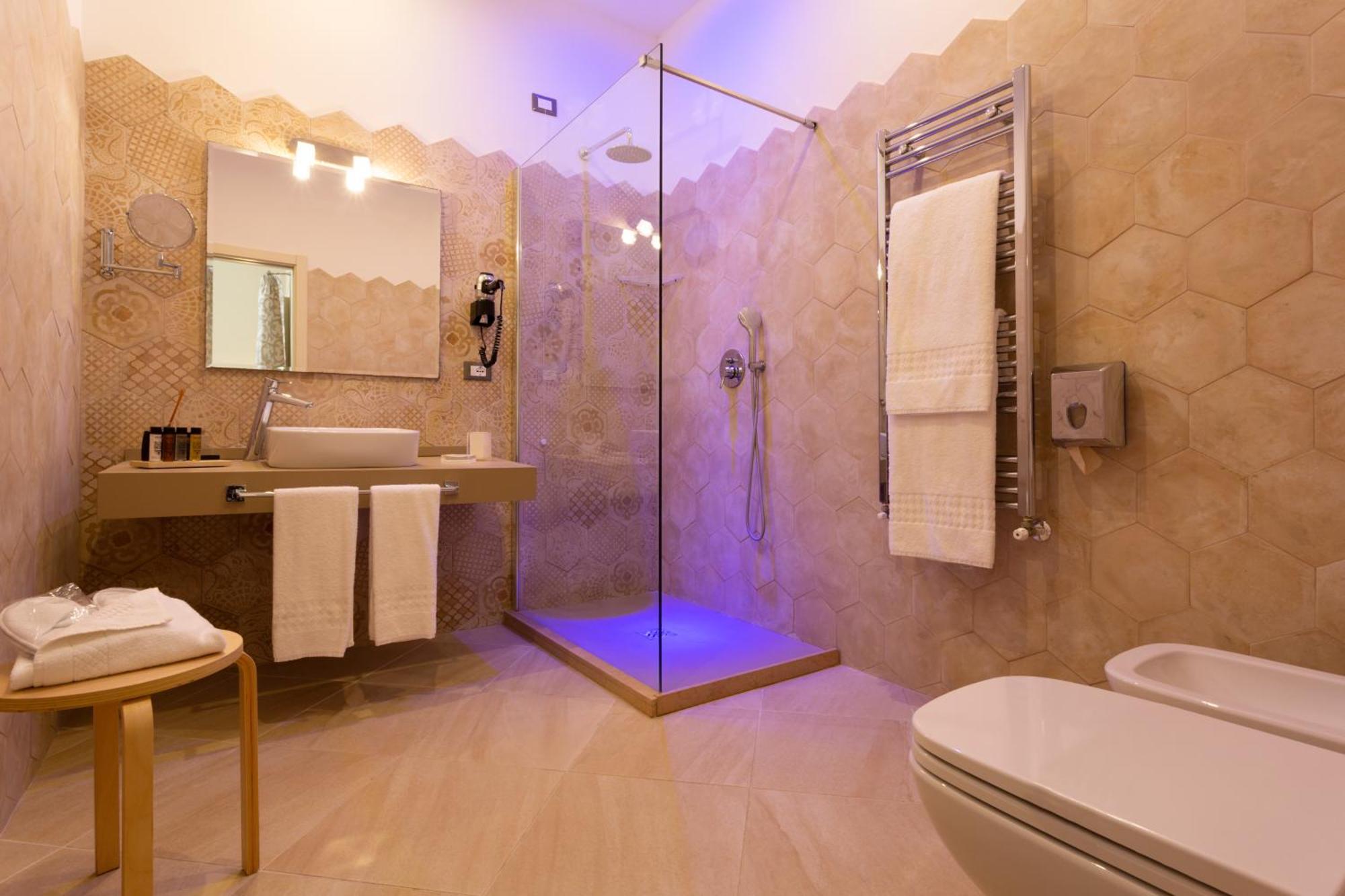 Maecò Ortigia B&B