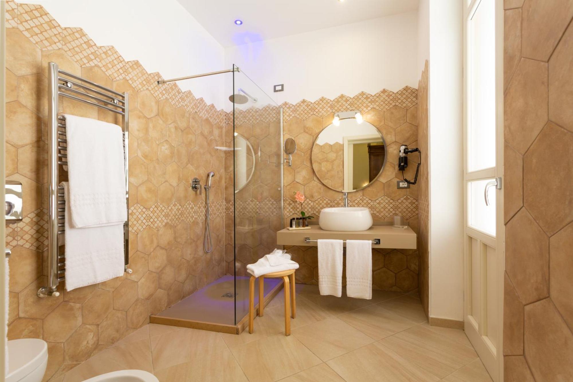 Maecò Ortigia B&B