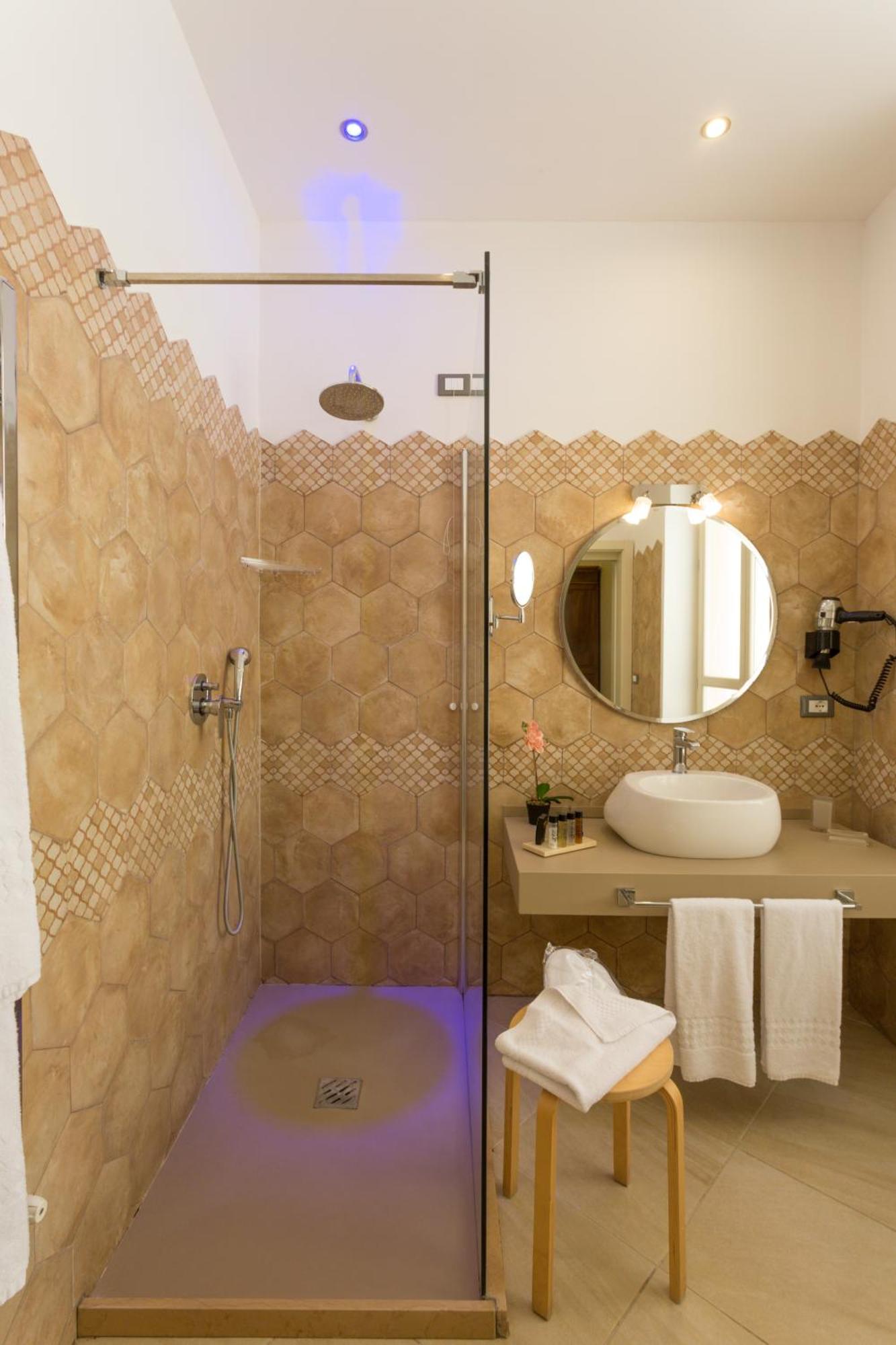 Maecò Ortigia B&B