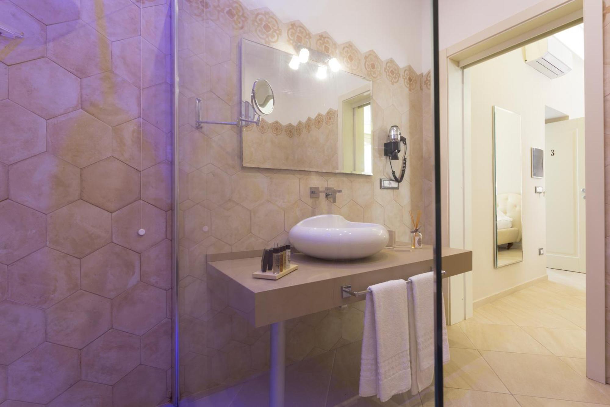 Maecò Ortigia B&B