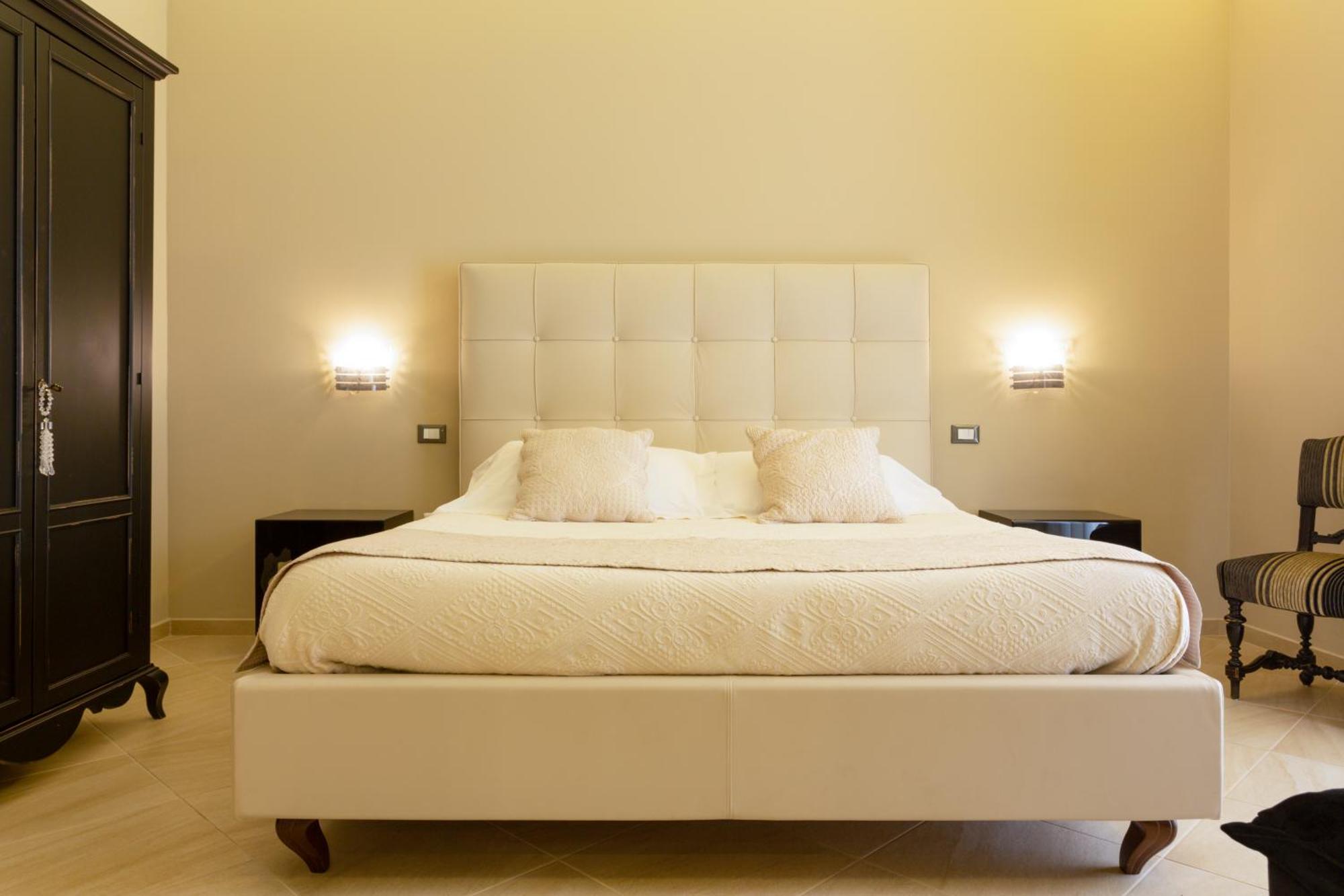 Maecò Ortigia B&B