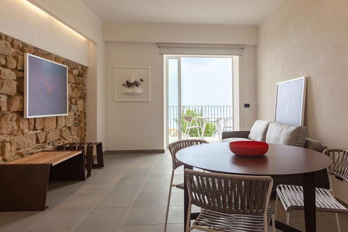 Maina Country Resort