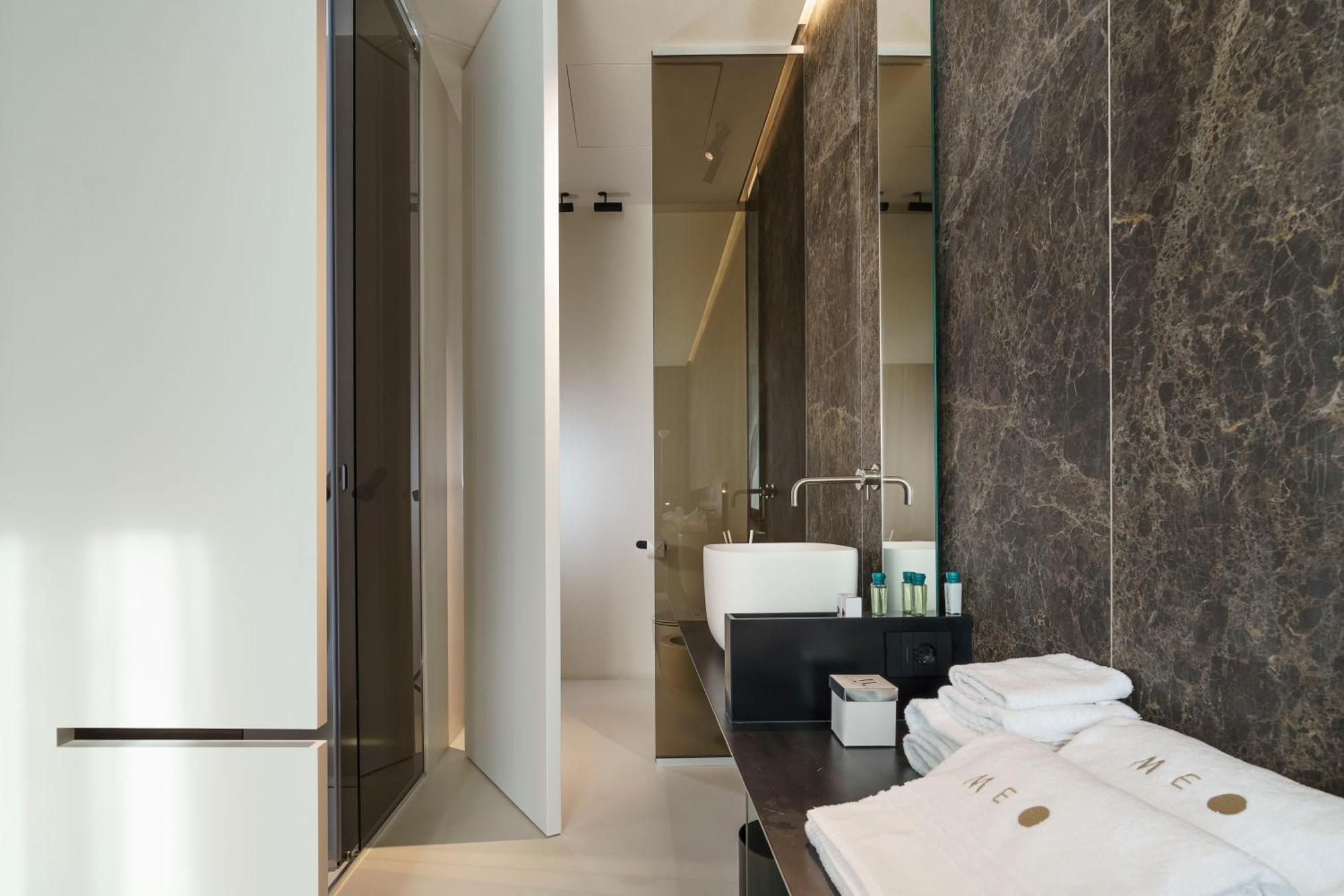Meo Design Suites & Spa