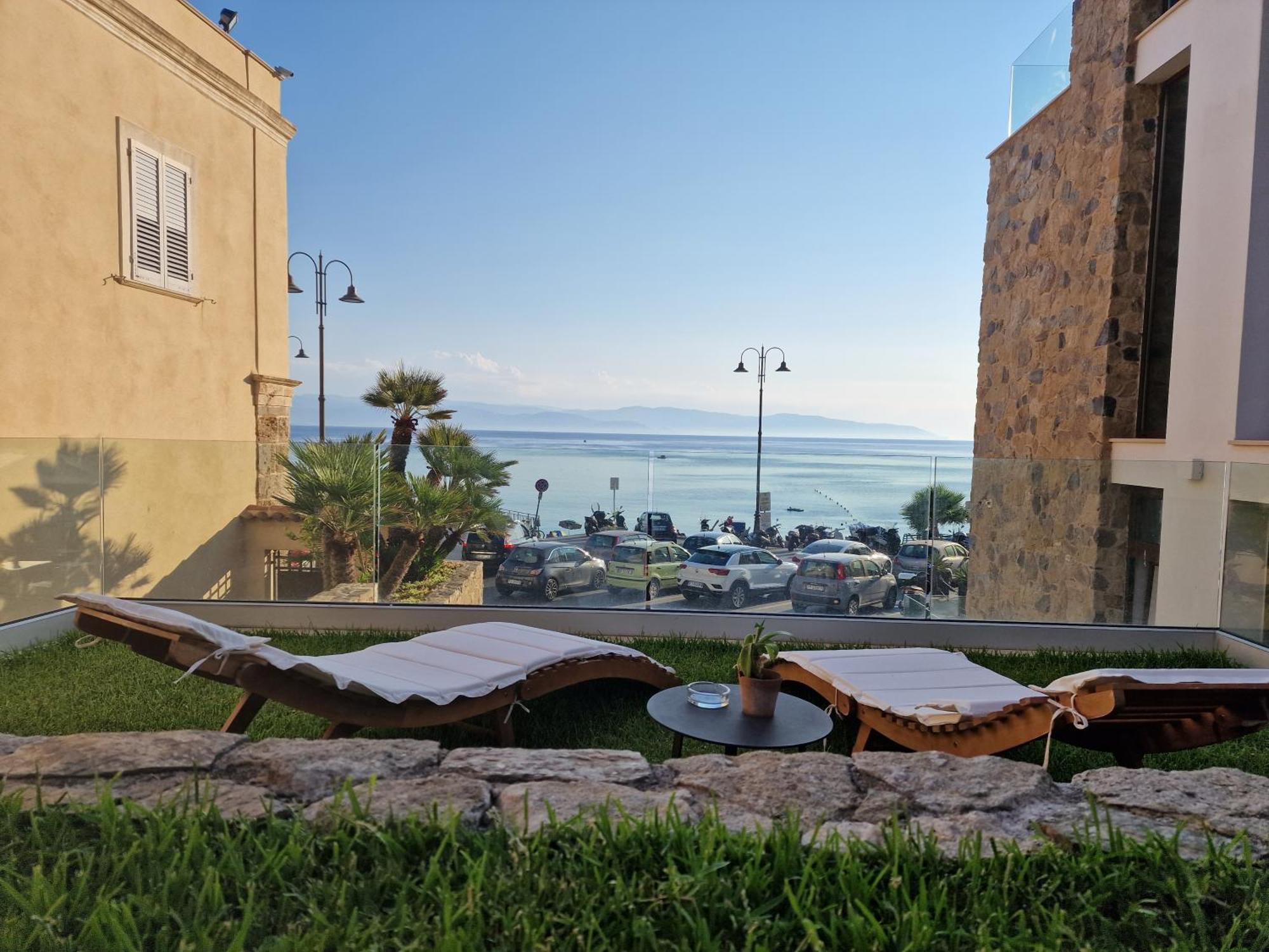 Ngonia Bay Boutique Hotel