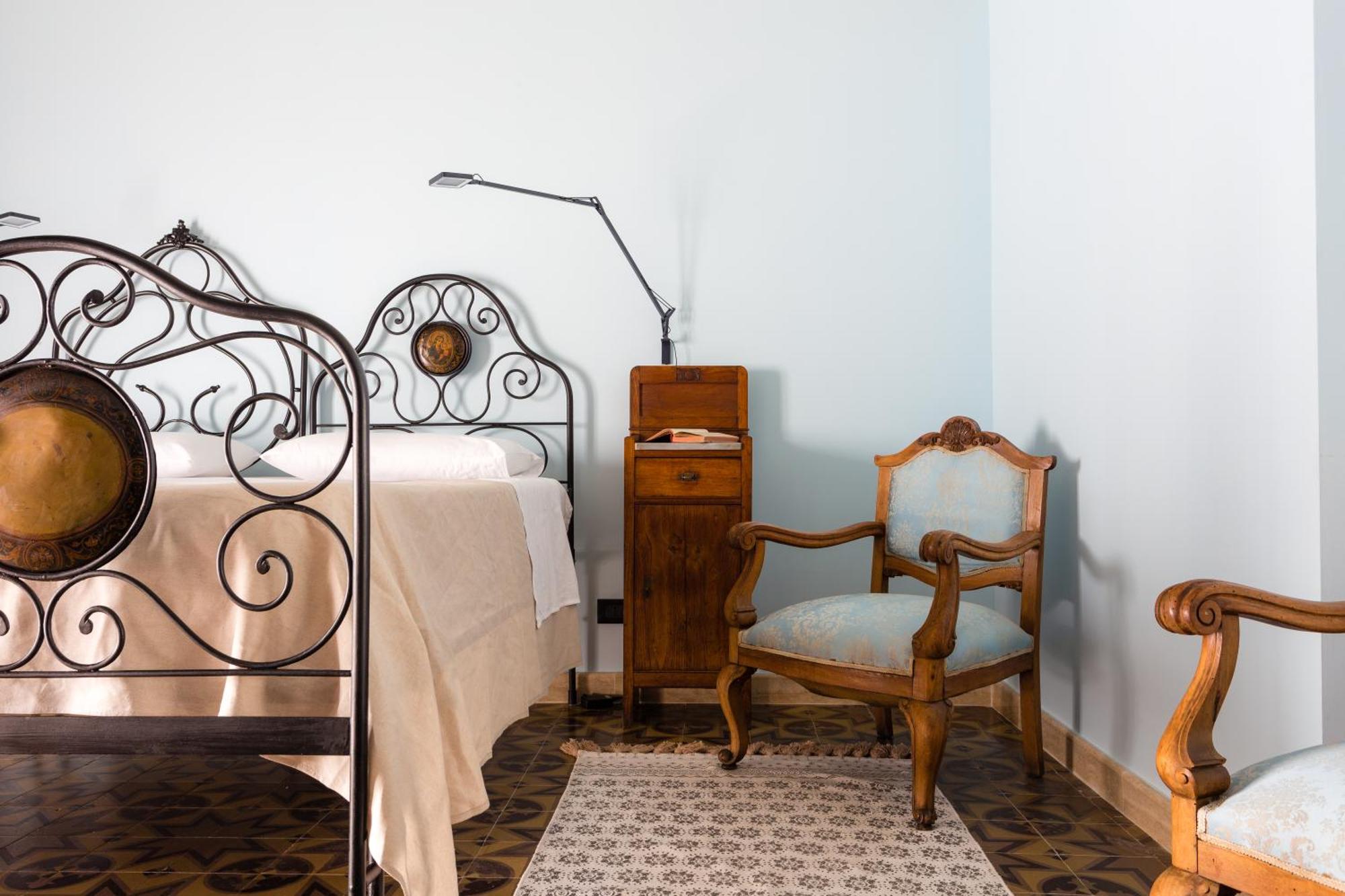 Palazzo Previtera Hotel & Restaurant