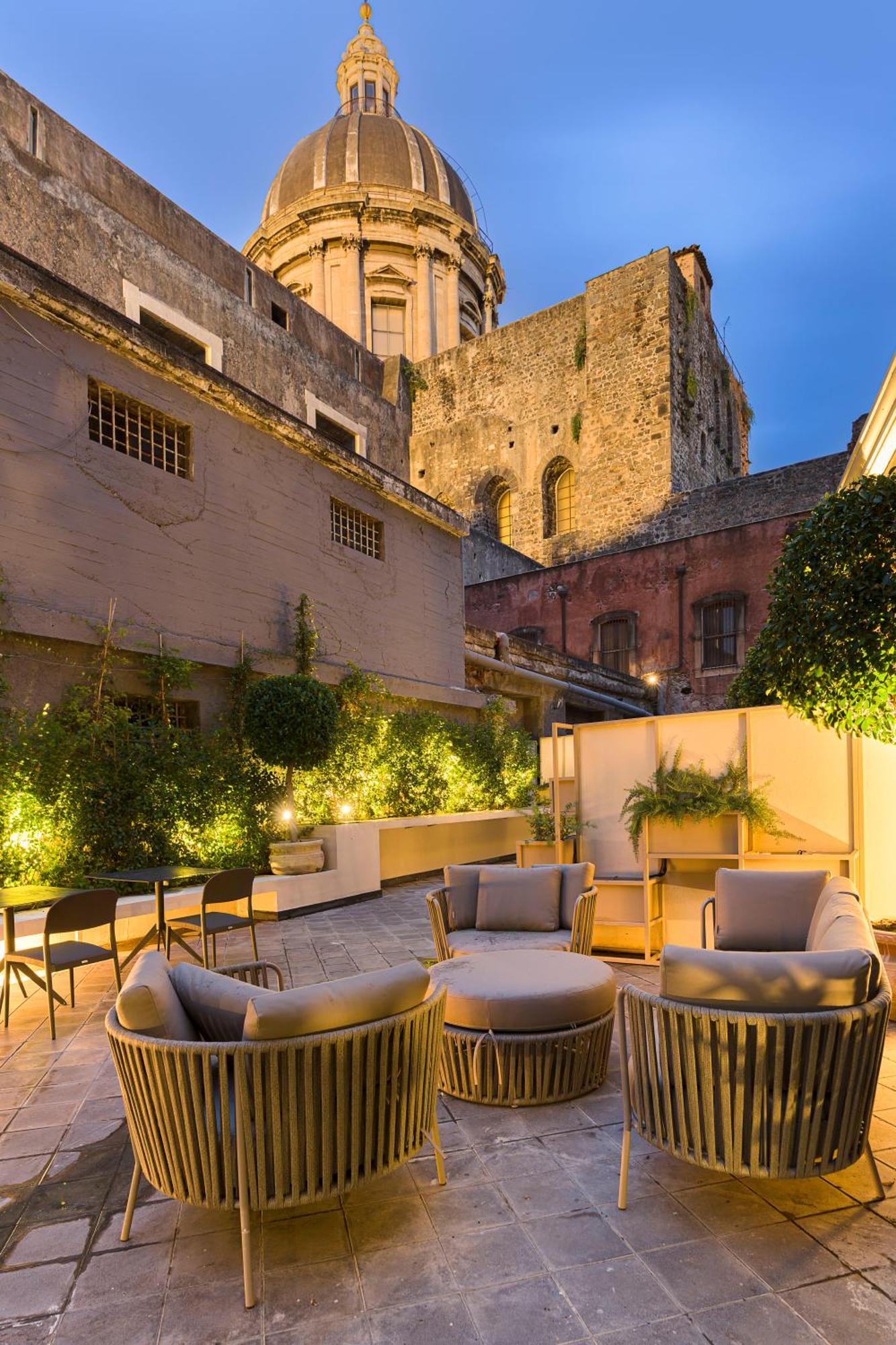 BASTIÒ PRIVATE SUITES