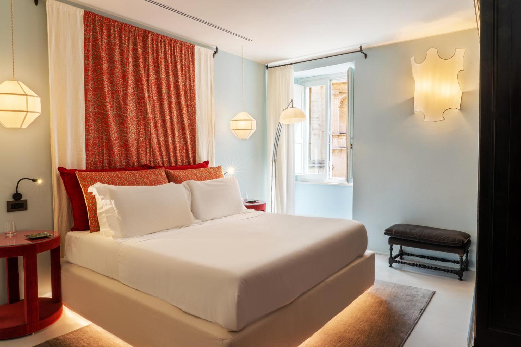Q92 Noto Hotel