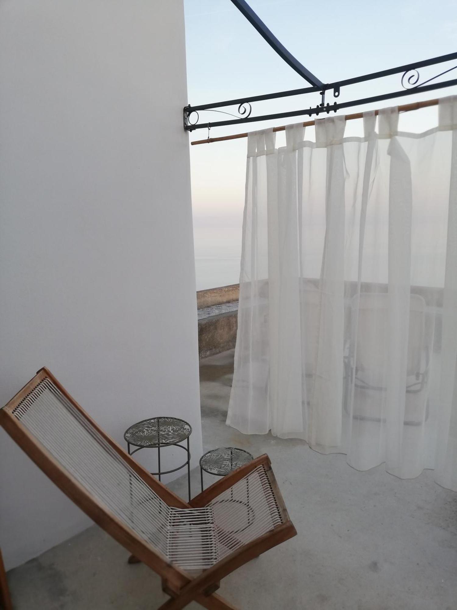 Alicudi Giardino dei Carrubi- al gradino 365