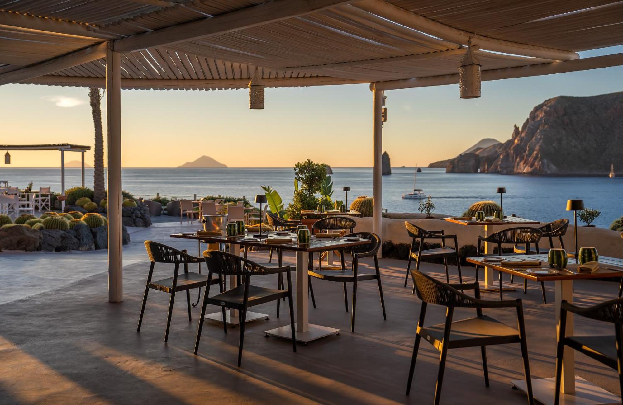 Therasia Resort Sea and SPA - The Leading Hotels of the World