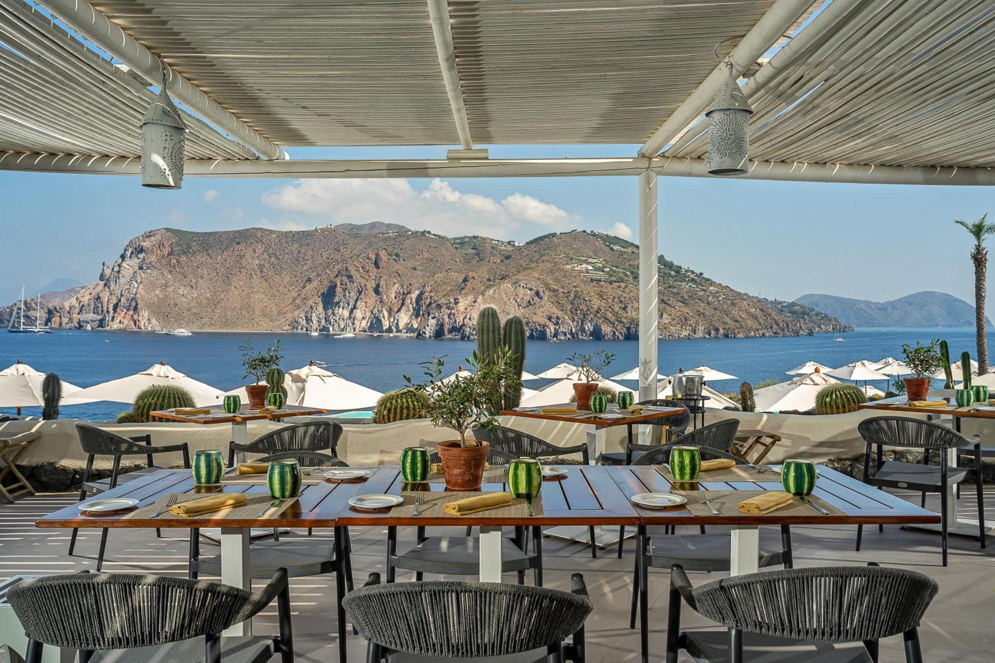 Therasia Resort Sea and SPA - The Leading Hotels of the World