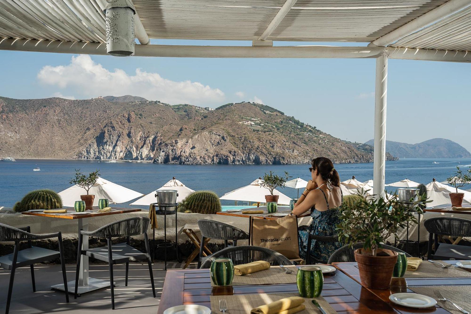 Therasia Resort Sea and SPA - The Leading Hotels of the World