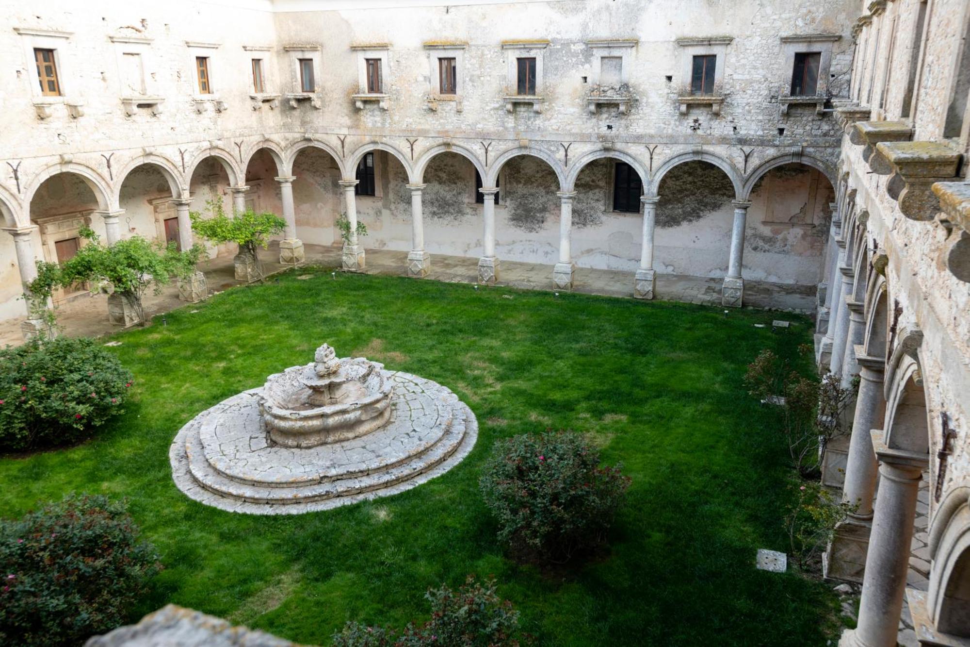 Abbazia Santa Maria del Bosco
