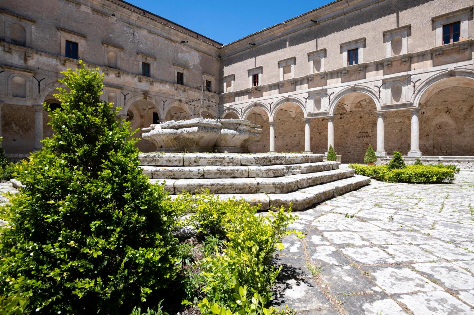 Abbazia Santa Maria del Bosco