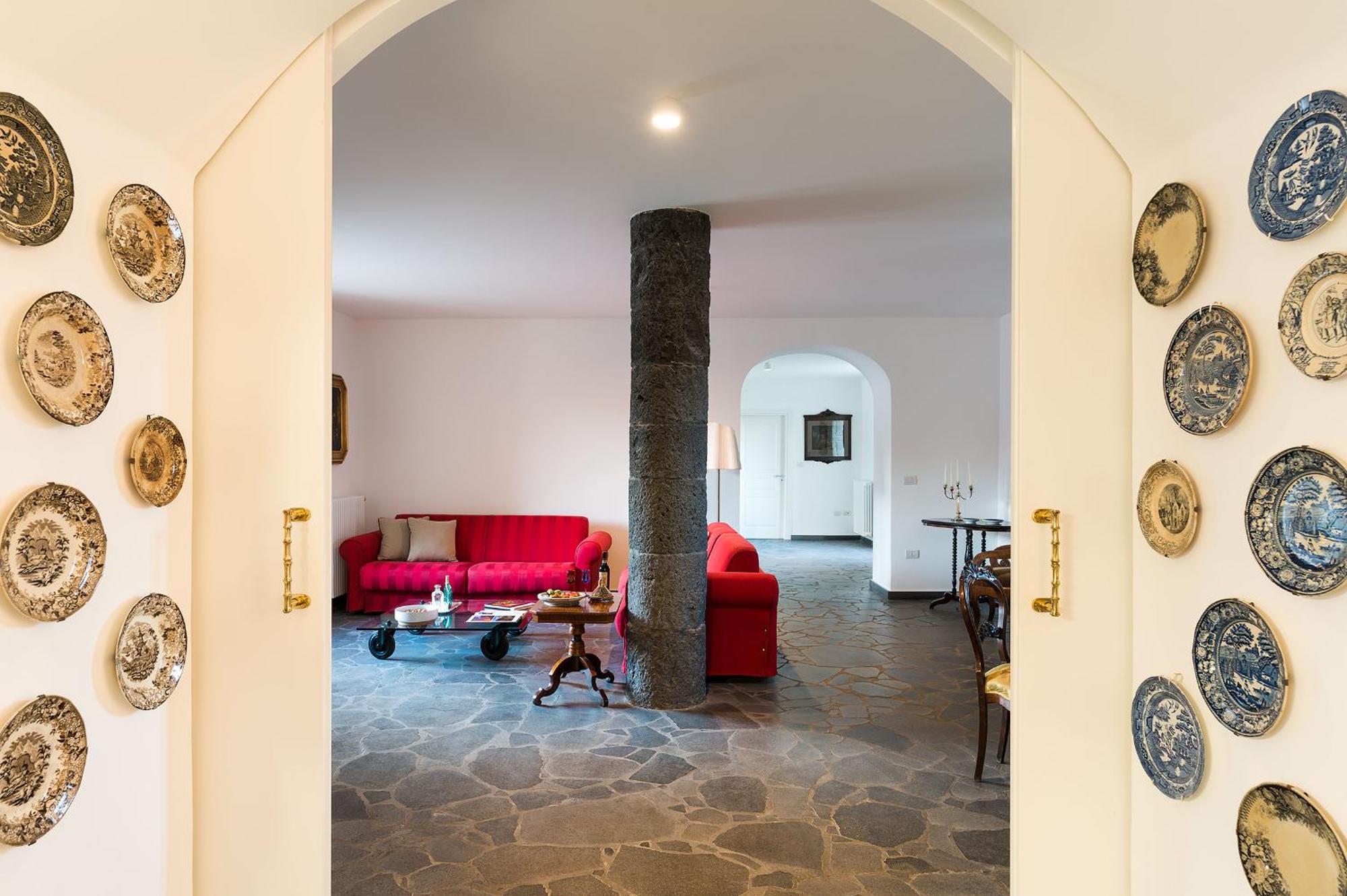 Etna Retreat