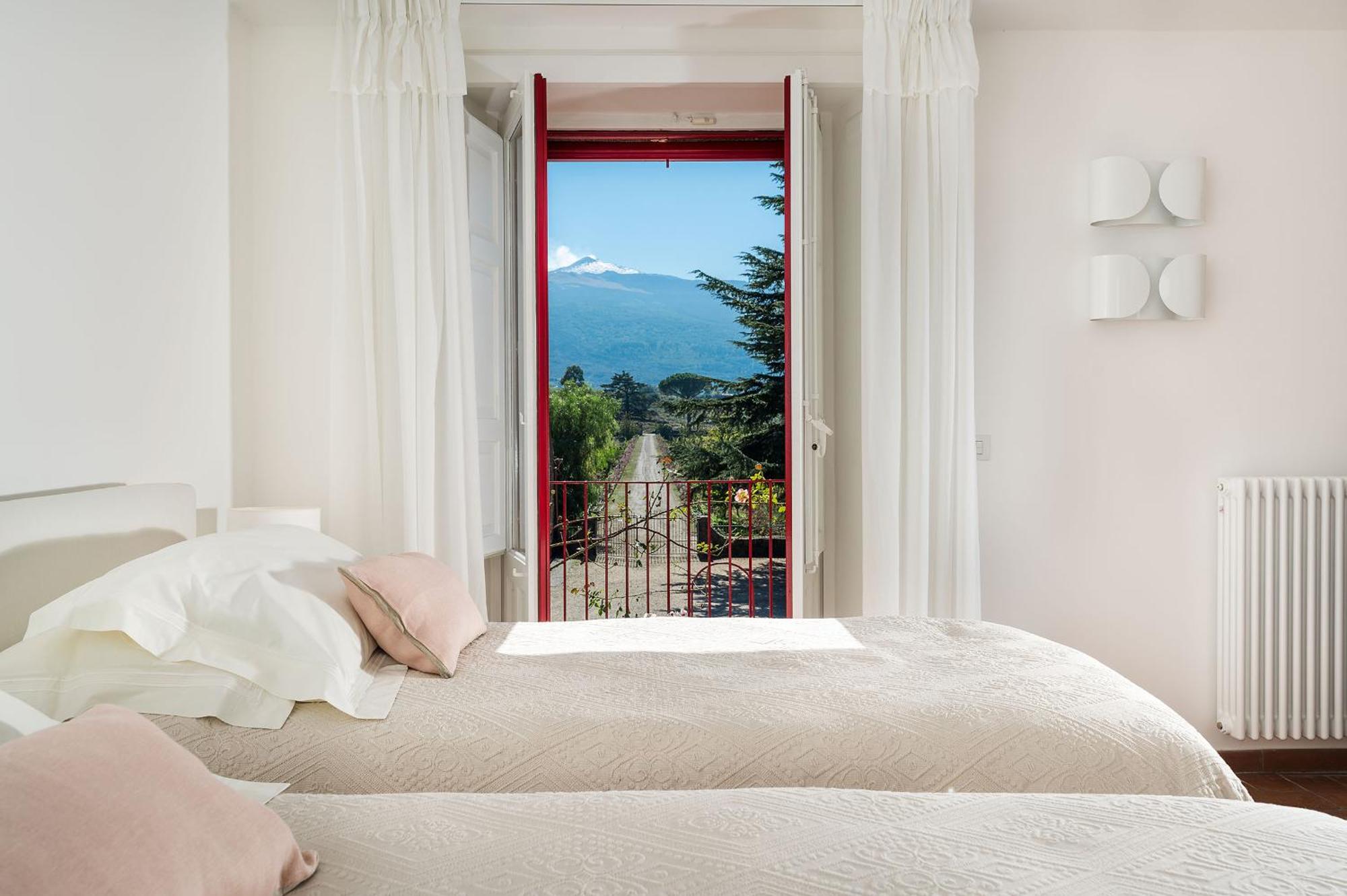 Etna Retreat