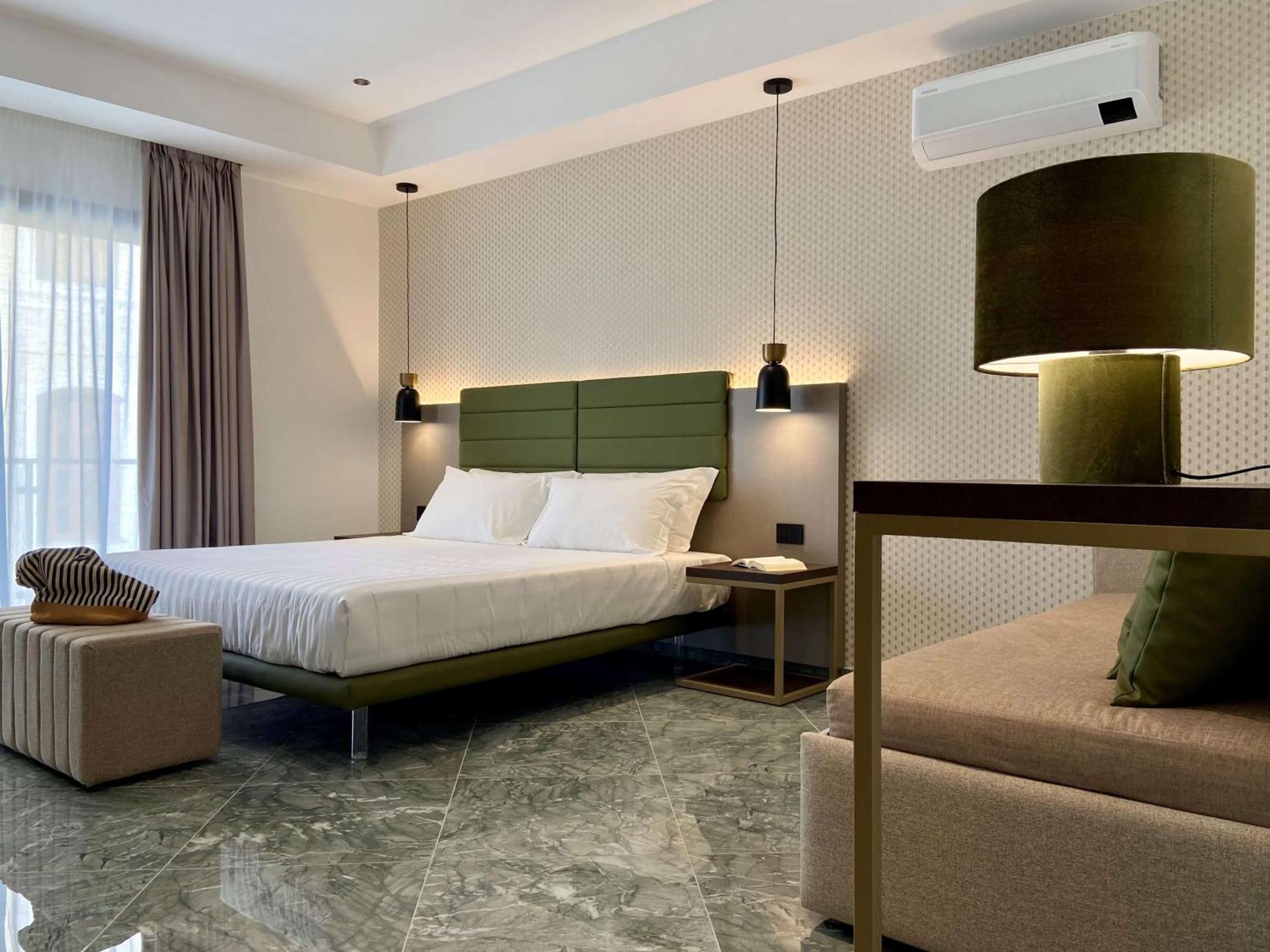 Salemare Rooms & Suites