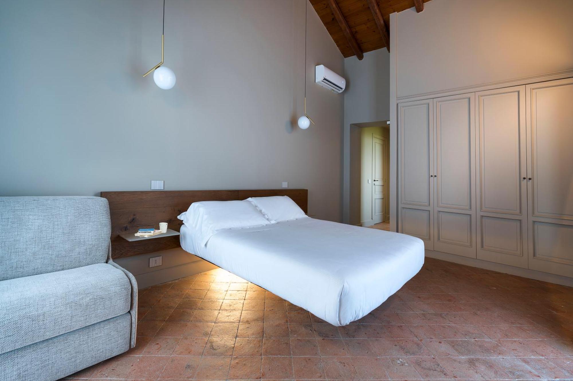 Nèroli Bio Relais