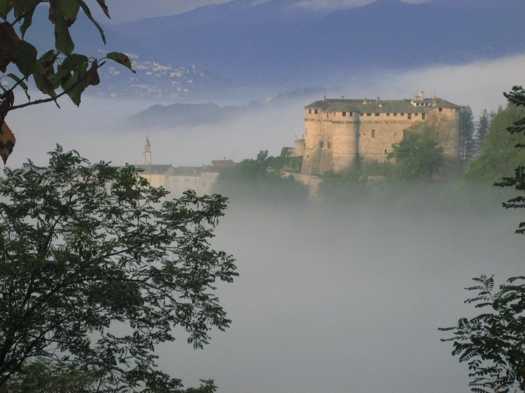 Castello Di Compiano