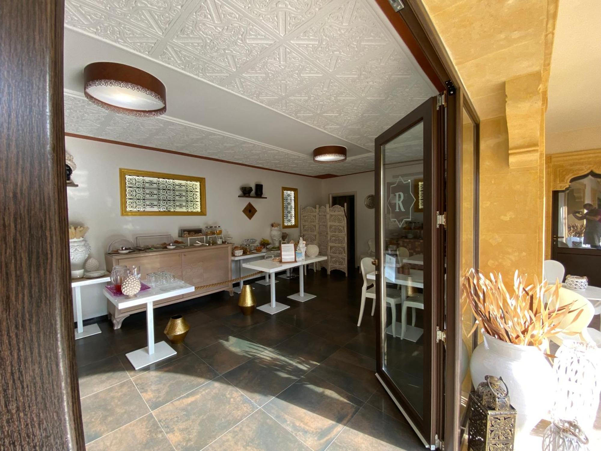 RIAD Comfort Rooms