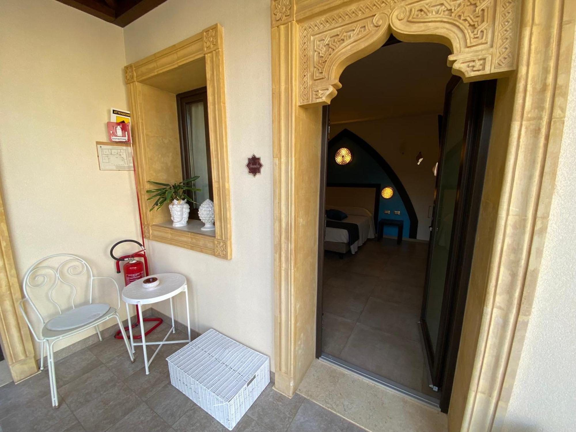 RIAD Comfort Rooms