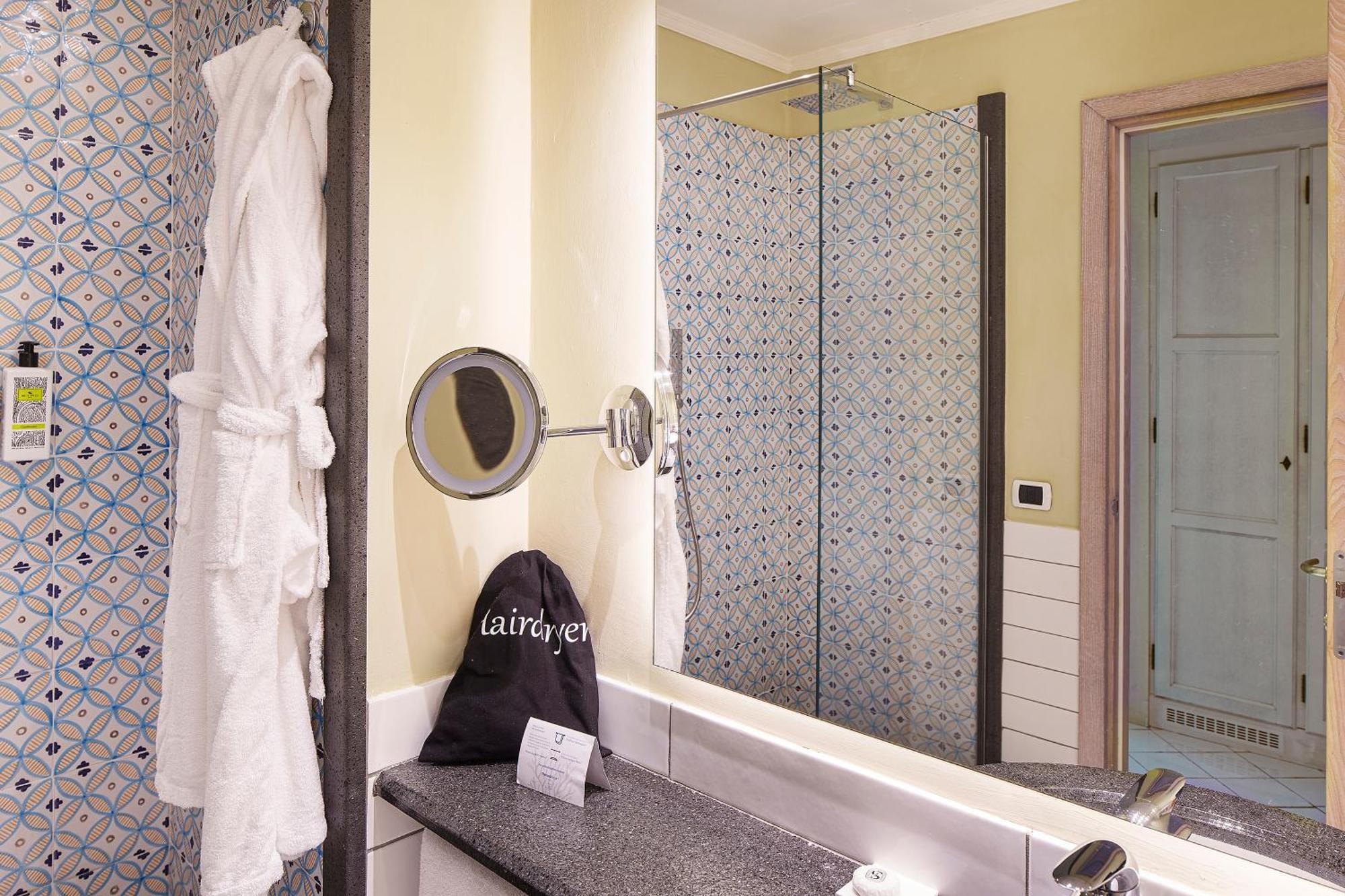 Therasia Resort Sea and SPA - The Leading Hotels of the World
